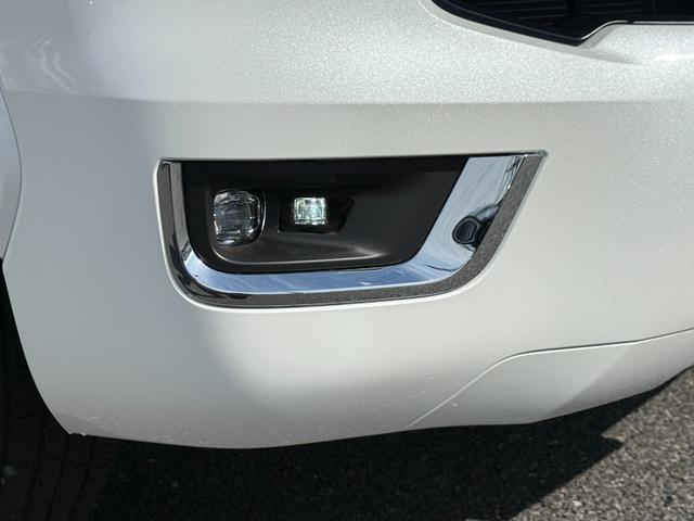 ランドクルーザー ＺＸ　ＪＢＬサウンド　リヤエンターシステム　クールボックス　空気圧センサー　リヤデフロック　ルーフレール　サンルーフ　寒冷地仕様　シートヒーター　シートクーラー　ヘッドアップディスプレイ　ドラレコ（26枚目）