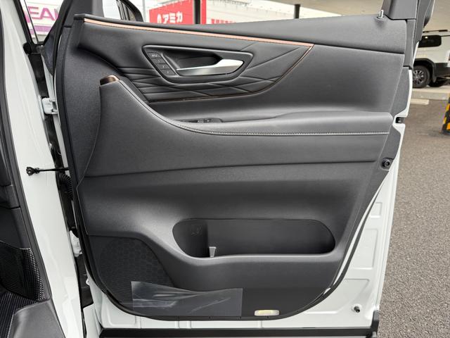 アルファードハイブリッド Ｚ　モデリスタエアロ　グリルカバー　ツインムーンルーフ　デジタルインナーミラー　チームメイト　ドラレコ前後　１３．２インチフリップダウンモニター　ヘッドアップディスプレイ（42枚目）