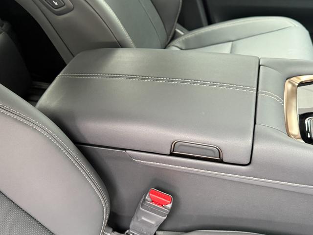 アルファードハイブリッド Ｚ　モデリスタエアロ　グリルカバー　ツインムーンルーフ　デジタルインナーミラー　チームメイト　ドラレコ前後　１３．２インチフリップダウンモニター　ヘッドアップディスプレイ（65枚目）