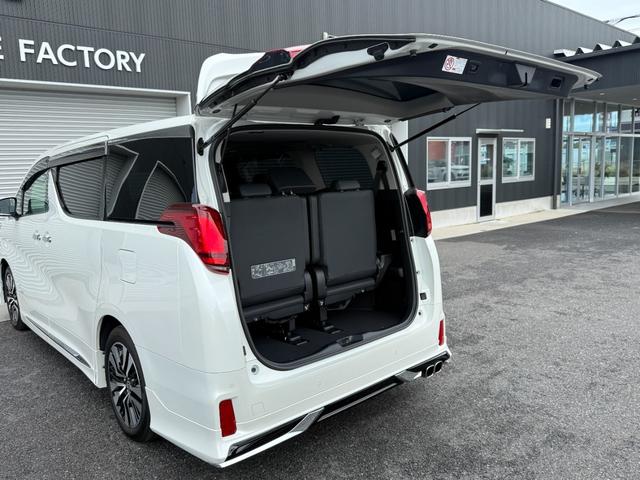 アルファード ２．５Ｓ　Ｃパッケージ　ツインムーンルーフ　アルパインナビ　モデリスタエアロ　デジタルミラー　ブラインドスポットモニター　後席モニター　ＥＴＣ　純正１８ＡＷ　パワーバックドア　パワースライド　シートヒーター＆シートクーラー（31枚目）