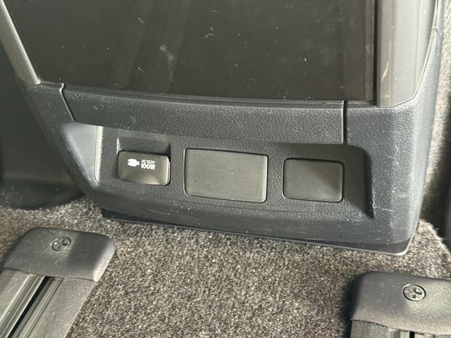 アルファード ２．５Ｓ　Ｃパッケージ　ツインムーンルーフ　アルパインナビ　モデリスタエアロ　デジタルミラー　ブラインドスポットモニター　後席モニター　ＥＴＣ　純正１８ＡＷ　パワーバックドア　パワースライド　シートヒーター＆シートクーラー（47枚目）