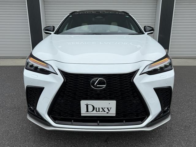 ＮＸ ＮＸ３５０ｈ　Ｆスポーツ　パノラマルーフ　３眼ＬＥＤヘッド　Ｄミラー　後席シートヒーター　１４型ディスプレイオーディオ　パノラミックビュー　ブラインドスポット　純正２０ＡＷ　ＨＵＤ　シートヒーター　シートクーラー　ＥＴＣ２．０（13枚目）