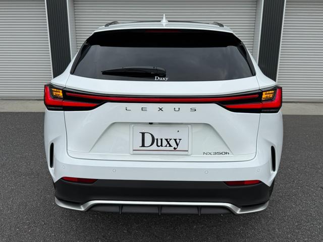 ＮＸ ＮＸ３５０ｈ　Ｆスポーツ　パノラマルーフ　３眼ＬＥＤヘッド　Ｄミラー　後席シートヒーター　１４型ディスプレイオーディオ　パノラミックビュー　ブラインドスポット　純正２０ＡＷ　ＨＵＤ　シートヒーター　シートクーラー　ＥＴＣ２．０（16枚目）