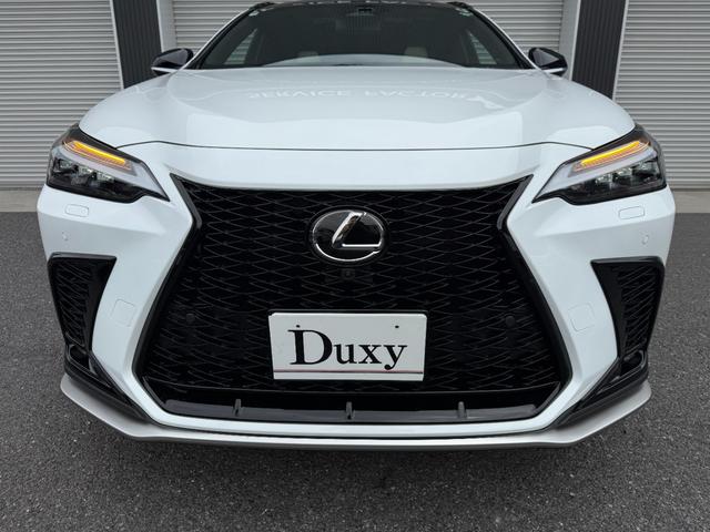 ＮＸ ＮＸ３５０ｈ　Ｆスポーツ　パノラマルーフ　３眼ＬＥＤヘッド　Ｄミラー　後席シートヒーター　１４型ディスプレイオーディオ　パノラミックビュー　ブラインドスポット　純正２０ＡＷ　ＨＵＤ　シートヒーター　シートクーラー　ＥＴＣ２．０（20枚目）