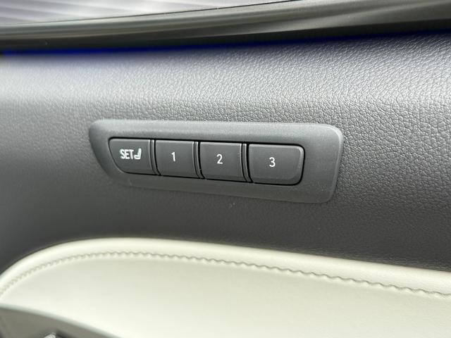 ＮＸ ＮＸ３５０ｈ　Ｆスポーツ　パノラマルーフ　３眼ＬＥＤヘッド　Ｄミラー　後席シートヒーター　１４型ディスプレイオーディオ　パノラミックビュー　ブラインドスポット　純正２０ＡＷ　ＨＵＤ　シートヒーター　シートクーラー　ＥＴＣ２．０（44枚目）