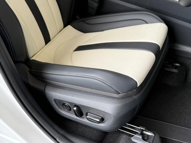 ＮＸ ＮＸ３５０ｈ　Ｆスポーツ　パノラマルーフ　３眼ＬＥＤヘッド　Ｄミラー　後席シートヒーター　１４型ディスプレイオーディオ　パノラミックビュー　ブラインドスポット　純正２０ＡＷ　ＨＵＤ　シートヒーター　シートクーラー　ＥＴＣ２．０（47枚目）