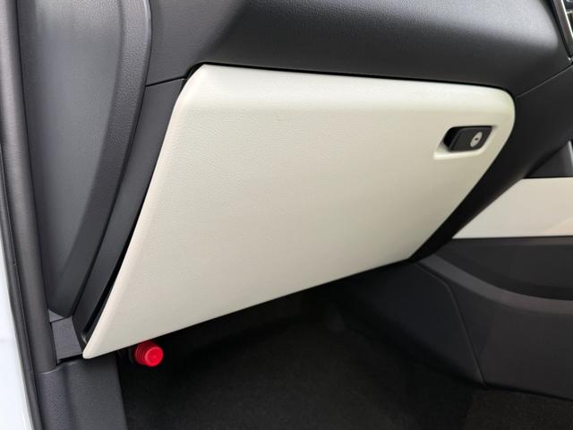 ＮＸ ＮＸ３５０ｈ　Ｆスポーツ　パノラマルーフ　３眼ＬＥＤヘッド　Ｄミラー　後席シートヒーター　１４型ディスプレイオーディオ　パノラミックビュー　ブラインドスポット　純正２０ＡＷ　ＨＵＤ　シートヒーター　シートクーラー　ＥＴＣ２．０（52枚目）