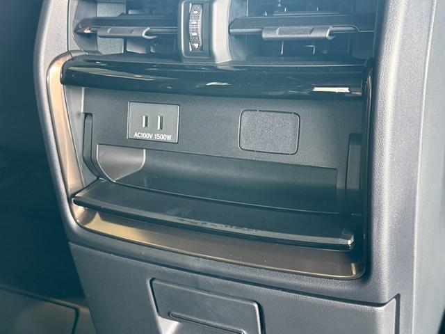 アルファードハイブリッド Ｚ　サンルーフ　モデリスタ　ステップ　チームメイト　デジタルミラー　ＨＵＤ　パノラミックビュー　ブラインドスポット　１８ＡＷ　パワーバックドア　シートヒーター＆シートクーラー　ＡＣ１００Ｖ　ＥＴＣ２．０（54枚目）