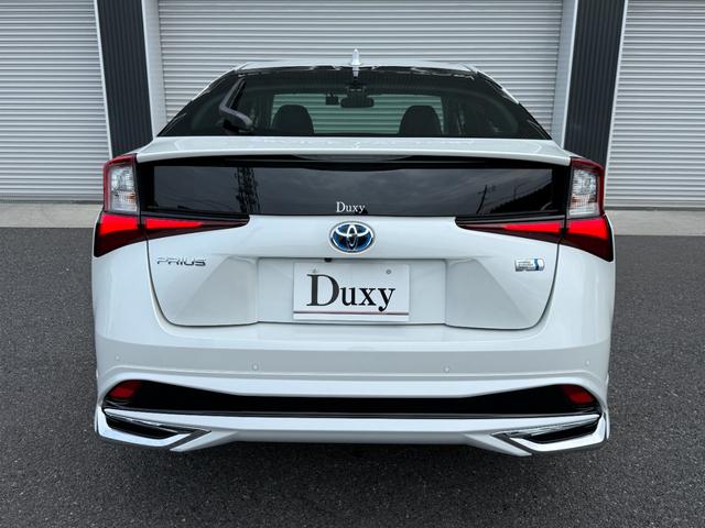 プリウス Ｓツーリングセレクション・ブラックエディション　８インチディスプレイオーディオ　モデリスタエアロ　ＴＶ視聴　パノラミックビューモニター　シートヒーター　ＡＣ１００Ｖ　純正１７インチアルミホイール　クルーズコントロール　ＥＴＣ２．０　ドラレコ」前後（9枚目）