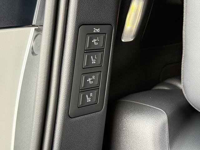 ヴェルファイアハイブリッド エグゼクティブラウンジ　モデリスタエアロ　シグネチャー　ＪＢＬサウンドナビ　サンルーフ　フリップダウンモニター　パノラミックビュー　デジタルミラー　ブラインドスポット　純正１９ＡＷ　ドラレコ前後　ＨＵＤ　　ＡＣ１００Ｖ（40枚目）