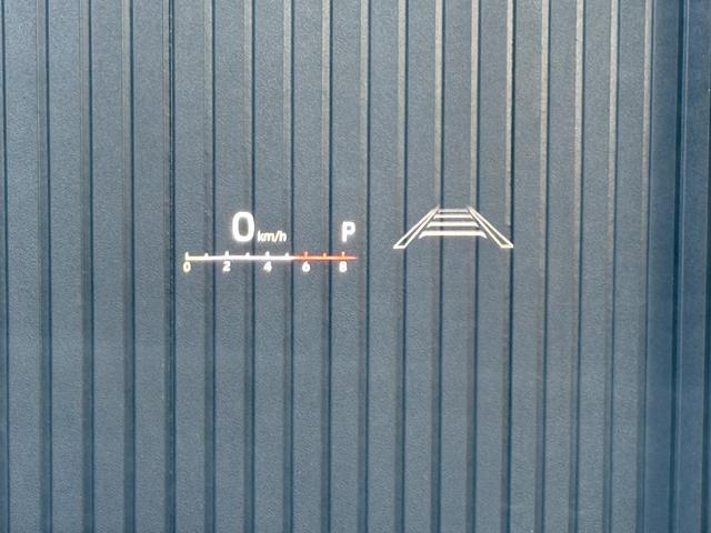 ヴォクシー ハイブリッドＳ－Ｚ　１０．５インチＤＡ　１３．２型後席モニター　快適利便ＰＫＧ　デジタルミラー　アドバンスドライブ　ヘッドアップディスプレイ　トヨタチームメイト　３眼ＬＥＤヘッドライト　ブラインドスポットモニター（6枚目）