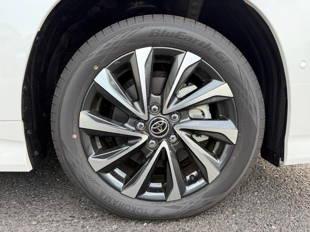 ヴォクシー ハイブリッドＳ－Ｚ　１０．５インチＤＡ　１３．２フリップダウンモニター　快適利便ＰＫＧ　３眼ＬＥＤヘッドライト　チームメイト　デジタルミラー　　パノラミックビュー　オットマン　シートヒーター　　ドラレコ　純正１７ＡＷ（8枚目）