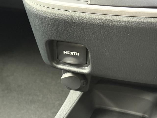 ヴォクシー ハイブリッドＳ－Ｚ　１０．５インチＤＡ　１３．２フリップダウンモニター　快適利便ＰＫＧ　３眼ＬＥＤヘッドライト　チームメイト　デジタルミラー　　パノラミックビュー　オットマン　シートヒーター　　ドラレコ　純正１７ＡＷ（57枚目）