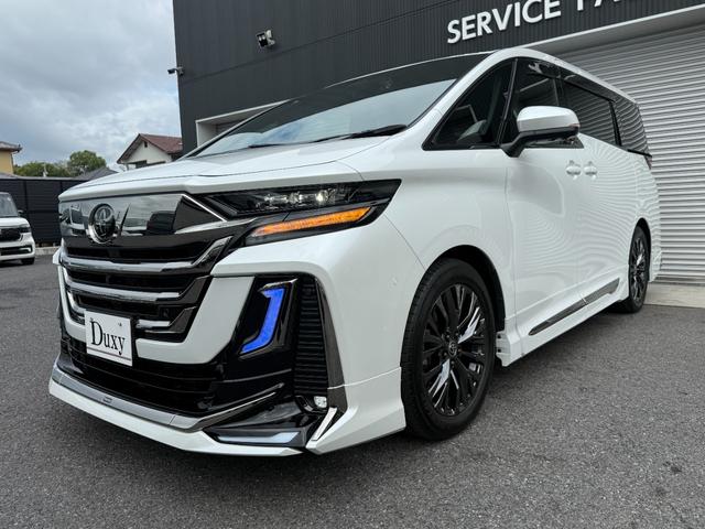 ヴェルファイアハイブリッド 　モデリスタエアロ　シグネチャー　１３．２インチフリップダウンモニター　ユニバーサルステップ　独立ムーンルーフ　パノラミックビュー　デジタルミラー　ブラインドスポットモニター　ドラレコ前後　ＨＵＤ（15枚目）