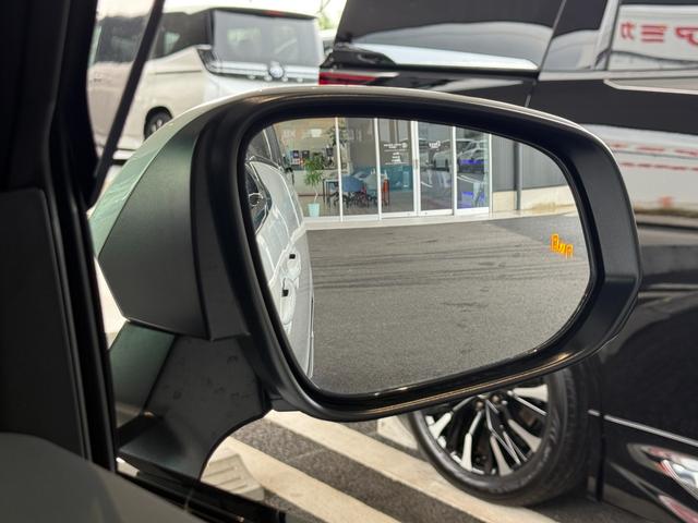 ヴェルファイアハイブリッド 　モデリスタエアロ　シグネチャー　１３．２インチフリップダウンモニター　ユニバーサルステップ　独立ムーンルーフ　パノラミックビュー　デジタルミラー　ブラインドスポットモニター　ドラレコ前後　ＨＵＤ（69枚目）