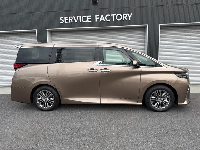 アルファードハイブリッド Ｚ　１３．２フリップダウンモニター　デジタルインナーミラー　チームメイト　ドラレコ前後　ツインムーンルーフ　ヘッドアップディスプレイ　シートヒーター　シートクーラー（14枚目）