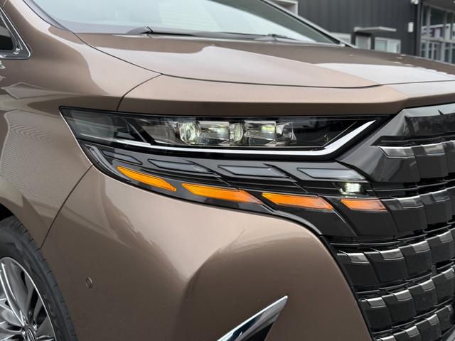 アルファードハイブリッド Ｚ　１３．２フリップダウンモニター　デジタルインナーミラー　チームメイト　ドラレコ前後　ツインムーンルーフ　ヘッドアップディスプレイ　シートヒーター　シートクーラー（24枚目）