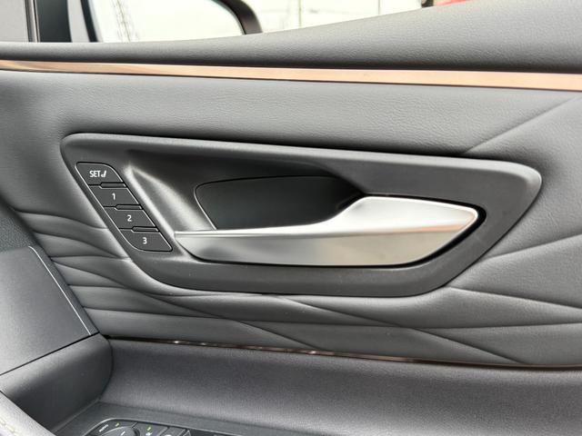 アルファードハイブリッド Ｚ　１３．２フリップダウンモニター　デジタルインナーミラー　チームメイト　ドラレコ前後　ツインムーンルーフ　ヘッドアップディスプレイ　シートヒーター　シートクーラー（42枚目）