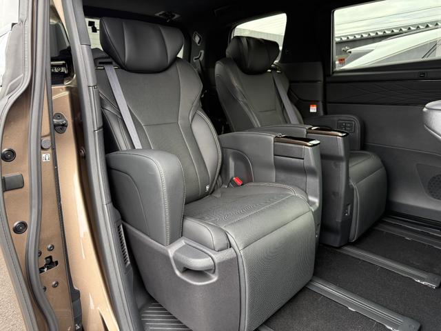 アルファードハイブリッド Ｚ　１３．２フリップダウンモニター　デジタルインナーミラー　チームメイト　ドラレコ前後　ツインムーンルーフ　ヘッドアップディスプレイ　シートヒーター　シートクーラー（51枚目）