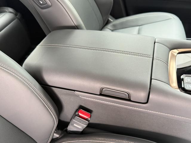 アルファードハイブリッド Ｚ　１３．２フリップダウンモニター　デジタルインナーミラー　チームメイト　ドラレコ前後　ツインムーンルーフ　ヘッドアップディスプレイ　シートヒーター　シートクーラー（63枚目）