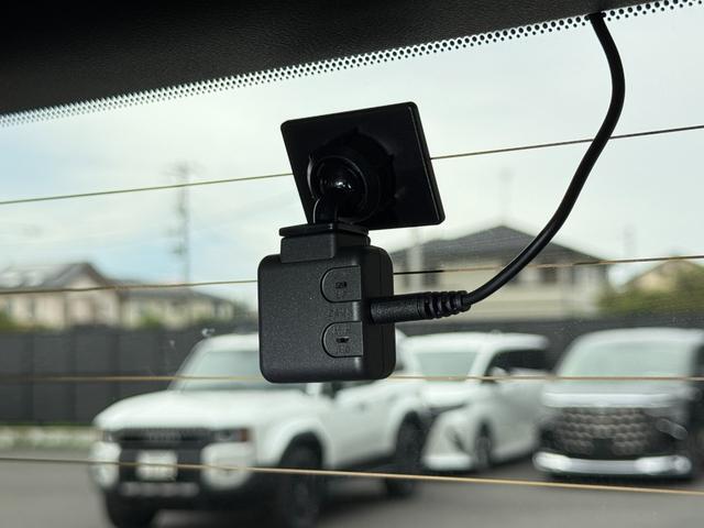 アルファードハイブリッド Ｚ　１３．２フリップダウンモニター　デジタルインナーミラー　チームメイト　ドラレコ前後　ツインムーンルーフ　ヘッドアップディスプレイ　シートヒーター　シートクーラー（72枚目）