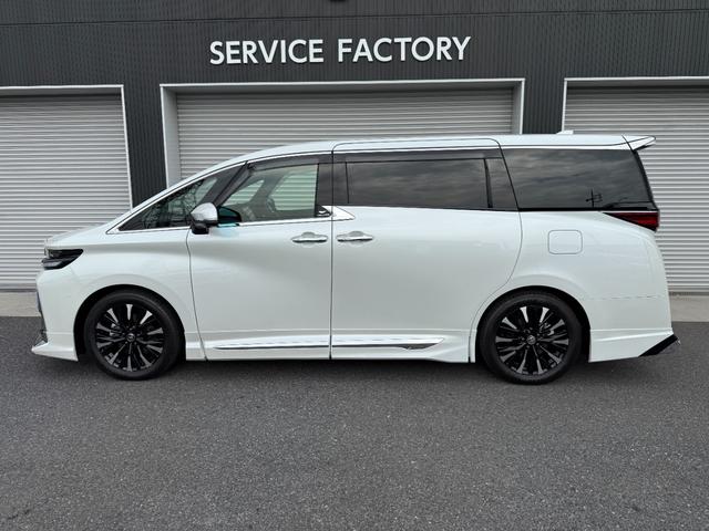 ヴェルファイアハイブリッド エグゼクティブラウンジ　モデリスタエアロ　シグネチャー　ＪＢＬサウンドナビ　サンルーフ　フリップダウンモニター　パノラミックビュー　デジタルミラー　ブラインドスポット　純正１９ＡＷ　ドラレコ前後　ＨＵＤ　　ＡＣ１００Ｖ（12枚目）