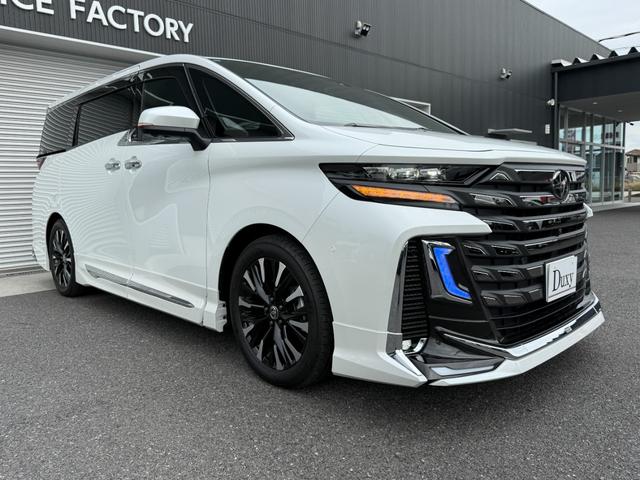 ヴェルファイアハイブリッド エグゼクティブラウンジ　モデリスタエアロ　シグネチャー　ＪＢＬサウンドナビ　サンルーフ　フリップダウンモニター　パノラミックビュー　デジタルミラー　ブラインドスポット　純正１９ＡＷ　ドラレコ前後　ＨＵＤ　　ＡＣ１００Ｖ（16枚目）