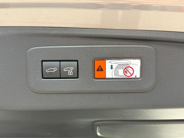 ランドクルーザー250 VX サンルーフ デジタルインナーミラー JBLサウンド トヨタチームメイト ヒッチメンバー シートヒーター&シートクーラー ヘッドアップディスプレイ リアフォグランプ 純正AW(35枚目)