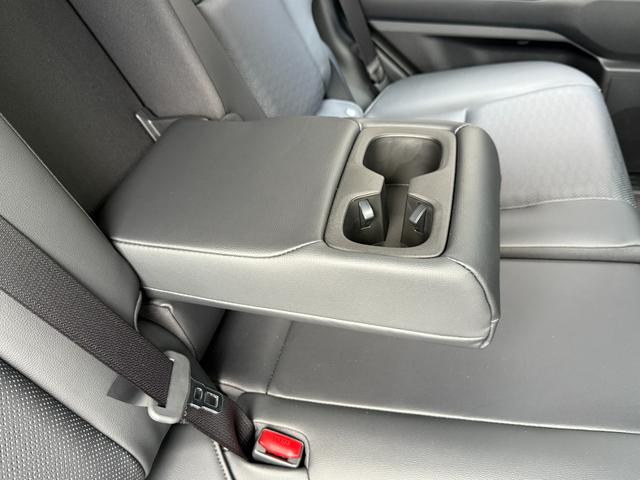 ランドクルーザー250 VX サンルーフ デジタルインナーミラー JBLサウンド トヨタチームメイト ヒッチメンバー シートヒーター&シートクーラー ヘッドアップディスプレイ リアフォグランプ 純正AW(46枚目)