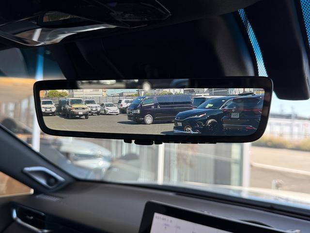 ハリアーハイブリッド Ｚ　レザーパッケージ・ナイトシェード　パノラマルーフ　ＡＣ１００Ｖ　本革　１２．３ＪＢＬサウンドナビ　パノラミックビュー　デジタルミラー　ブラインドスポット　シートヒーターシートクーラー　パワーシート　ステアリングヒーター　ＥＴＣ２．０（5枚目）