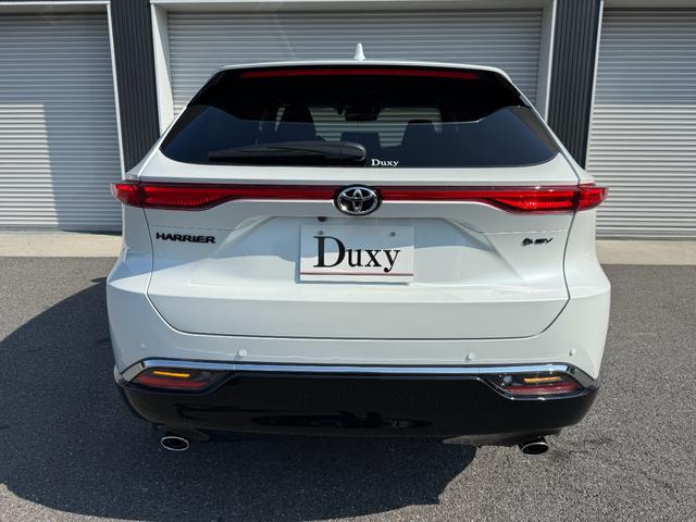 ハリアーハイブリッド Ｚ　レザーパッケージ・ナイトシェード　パノラマルーフ　ＡＣ１００Ｖ　本革　１２．３ＪＢＬサウンドナビ　パノラミックビュー　デジタルミラー　ブラインドスポット　シートヒーターシートクーラー　パワーシート　ステアリングヒーター　ＥＴＣ２．０（12枚目）