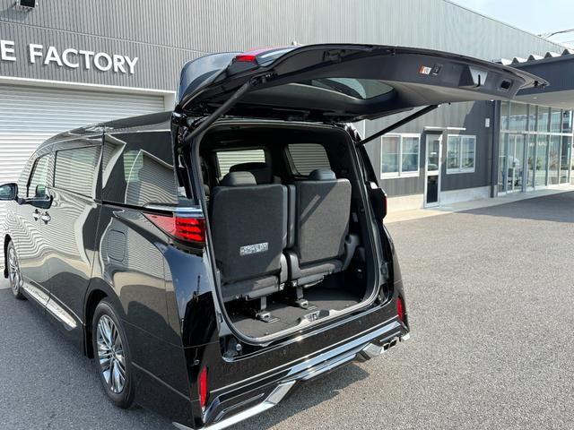 アルファードハイブリッド Ｚ　サンルーフ　チームメイト　モデリスタ　１３．２型後席モニター　ステップ　ＨＵＤ　デジタルミラー　１４型ディスプレイオーディオ　パノラミックビュー　ブラインドスポット　　シートクーラー　シートヒーター（35枚目）