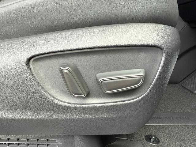 アルファードハイブリッド Ｚ　サンルーフ　チームメイト　モデリスタ　１３．２型後席モニター　ステップ　ＨＵＤ　デジタルミラー　１４型ディスプレイオーディオ　パノラミックビュー　ブラインドスポット　　シートクーラー　シートヒーター（45枚目）