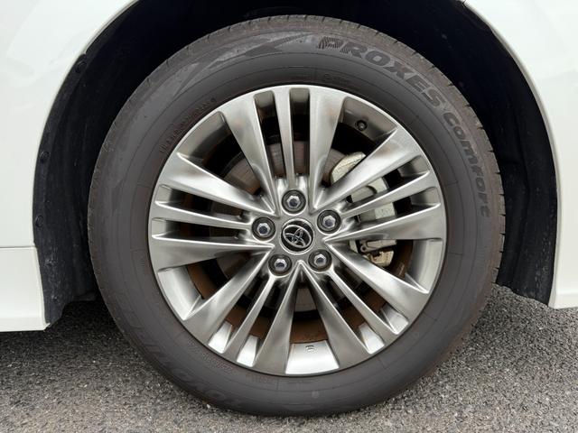 アルファードハイブリッド Ｚ　サンルーフ　チームメイト　１３．２型後席モニター　ステップ　ＨＵＤ　デジタルミラー　１４型ディスプレイオーディオ　パノラミックビュー　ブラインドスポット　ＥＴＣ２．０　シートクーラー　シートヒーター（13枚目）