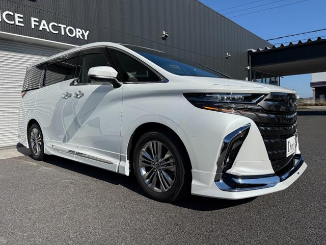 アルファードハイブリッド Ｚ　サンルーフ　チームメイト　１３．２型後席モニター　ステップ　ＨＵＤ　デジタルミラー　１４型ディスプレイオーディオ　パノラミックビュー　ブラインドスポット　ＥＴＣ２．０　シートクーラー　シートヒーター（19枚目）