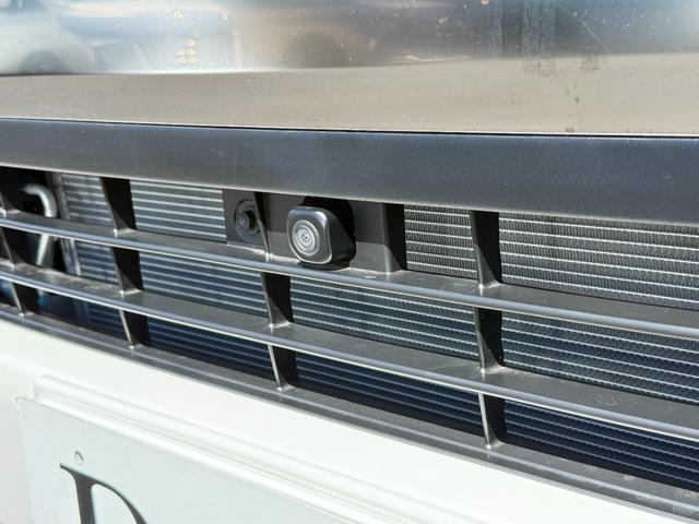 ハイエースバン 7インチナビ デジタルミラー 両側PWスライド パノラミックビュー 4WD バックカメラ TV ステアリングスイッチ 純正タイヤ プッシュスタート オートハイビーム スペアタイヤ 電動格納ミラー(19枚目)