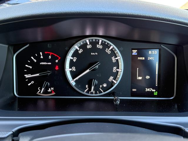 ハイエースバン 7インチナビ デジタルミラー 両側PWスライド パノラミックビュー 4WD バックカメラ TV ステアリングスイッチ 純正タイヤ プッシュスタート オートハイビーム スペアタイヤ 電動格納ミラー(63枚目)