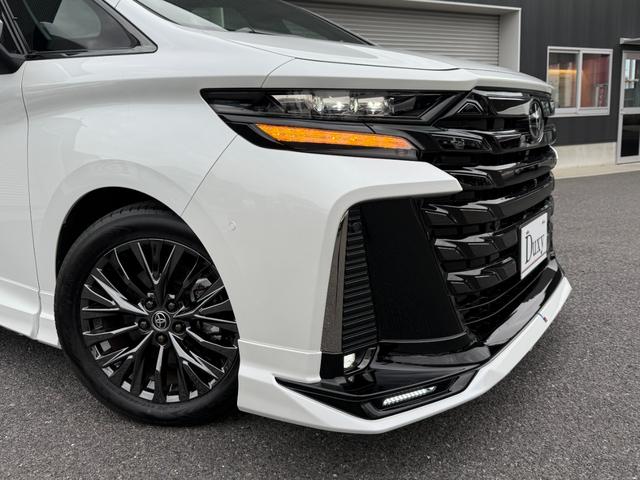 ヴェルファイアハイブリッド Ｚ　プレミア　ＧＲエアロユニバーサルステップ　独立ツインムーンルーフ　１３．２フリップダウンモニター　パノラミックビュー　デジタルミラー　ブラインドスポットモニター　ドラレコ前後　ＨＵＤ（14枚目）