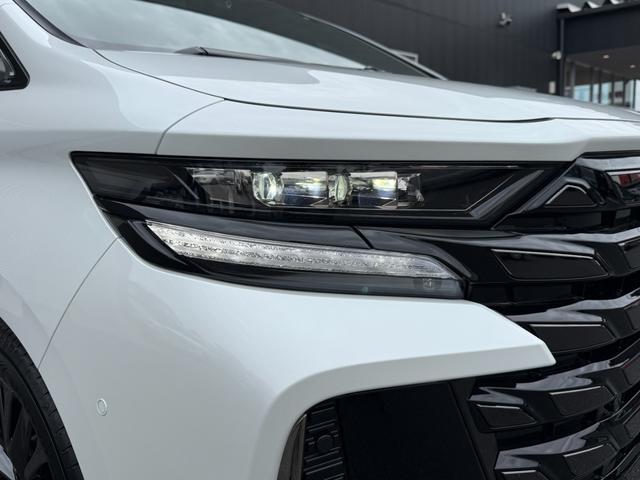 ヴェルファイアハイブリッド Ｚ　プレミア　ＧＲエアロユニバーサルステップ　独立ツインムーンルーフ　１３．２フリップダウンモニター　パノラミックビュー　デジタルミラー　ブラインドスポットモニター　ドラレコ前後　ＨＵＤ（20枚目）