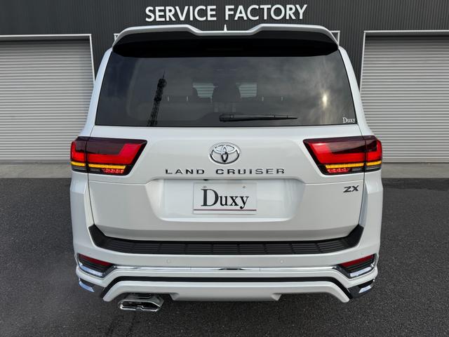 ランドクルーザー ＺＸ　モデリスタエアロフェンダー　ＪＢＬサウンド　リヤデフロック　ルーフレール　トノカバー　クールＢＯＸ　リアエンターテイメント　寒冷地仕様　空気圧センサー（15枚目）