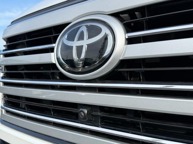 ランドクルーザー ＺＸ　モデリスタエアロフェンダー　ＪＢＬサウンド　リヤデフロック　ルーフレール　トノカバー　クールＢＯＸ　リアエンターテイメント　寒冷地仕様　空気圧センサー（21枚目）