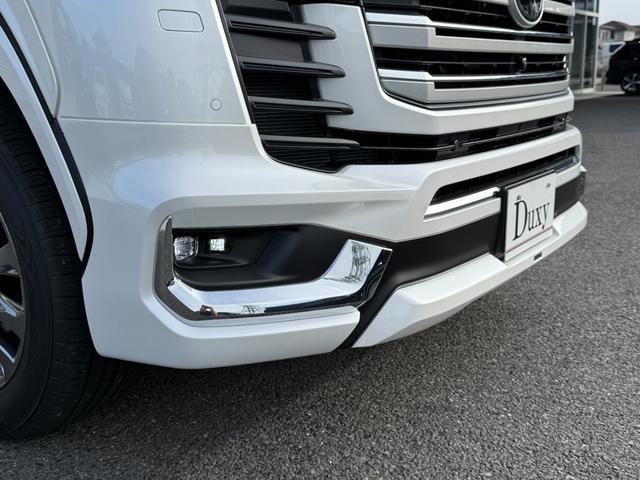 ランドクルーザー ＺＸ　モデリスタエアロフェンダー　ＪＢＬサウンド　リヤデフロック　ルーフレール　トノカバー　クールＢＯＸ　リアエンターテイメント　寒冷地仕様　空気圧センサー（24枚目）