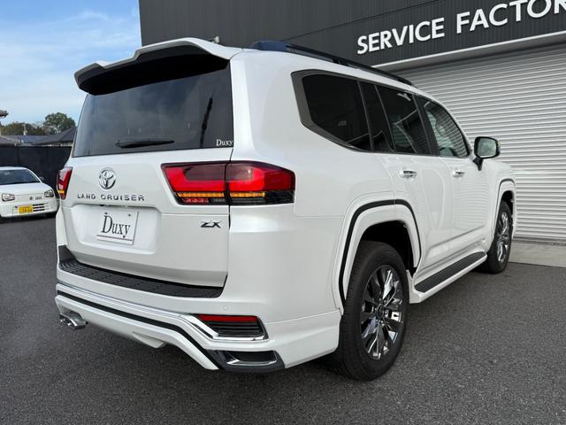 ランドクルーザー ＺＸ　モデリスタエアロフェンダー　ＪＢＬサウンド　リヤデフロック　ルーフレール　トノカバー　クールＢＯＸ　リアエンターテイメント　寒冷地仕様　空気圧センサー（29枚目）