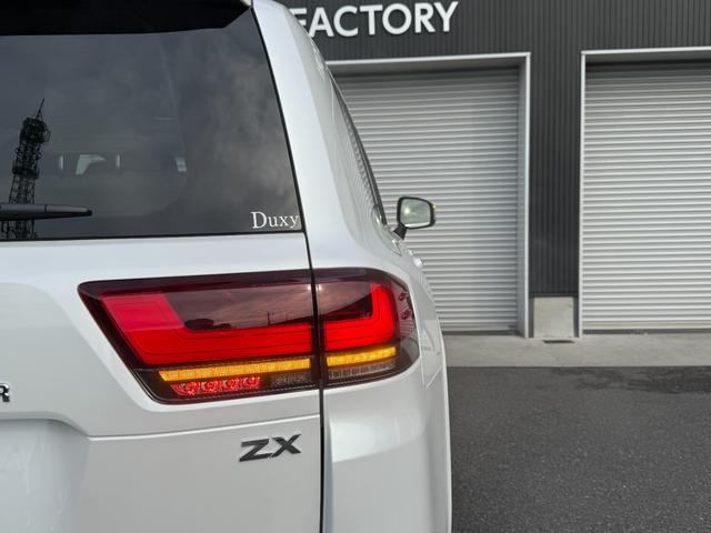 ランドクルーザー ＺＸ　モデリスタエアロフェンダー　ＪＢＬサウンド　リヤデフロック　ルーフレール　トノカバー　クールＢＯＸ　リアエンターテイメント　寒冷地仕様　空気圧センサー（33枚目）