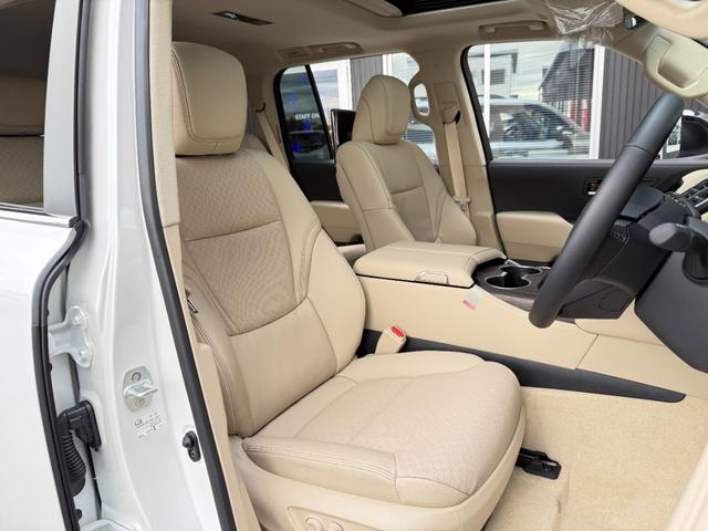 ランドクルーザー ＺＸ　モデリスタエアロフェンダー　ＪＢＬサウンド　リヤデフロック　ルーフレール　トノカバー　クールＢＯＸ　リアエンターテイメント　寒冷地仕様　空気圧センサー（45枚目）