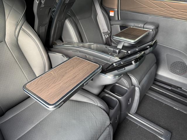 アルファードハイブリッド エグゼクティブラウンジ　モデリスタエアロ　グリルカバー　ツインムーンルーフ　デジタルインナーミラー　ヘッドアップディスプレイ　１３．２インチフリップダウンモニター　電動リアゲート　ブラインドスポットモニター（57枚目）