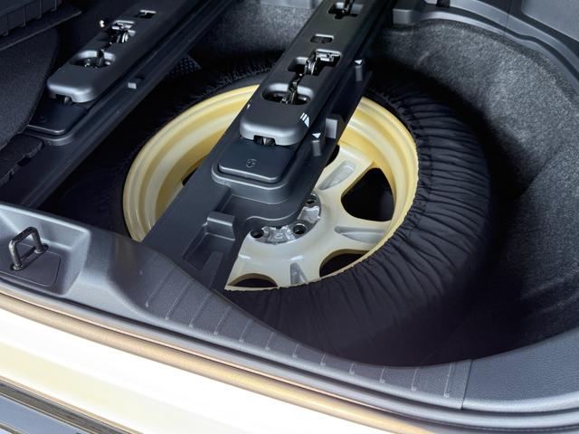 ヴェルファイアハイブリッド Ｚ　プレミア　モデリスタエアロ　　ツインムーンルーフ　デジタルインナーミラー　１３．２インチフリップダウンモニター　ヘッドアップディスプレイ　ドラレコ前後　プレミアムサウンド　スペアタイヤ（5枚目）