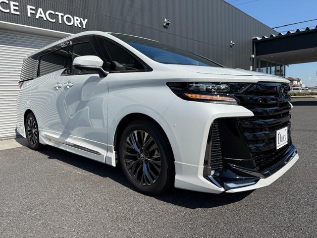 ヴェルファイアハイブリッド Ｚ　プレミア　モデリスタエアロ　　ツインムーンルーフ　デジタルインナーミラー　１３．２インチフリップダウンモニター　ヘッドアップディスプレイ　ドラレコ前後　プレミアムサウンド　スペアタイヤ（16枚目）