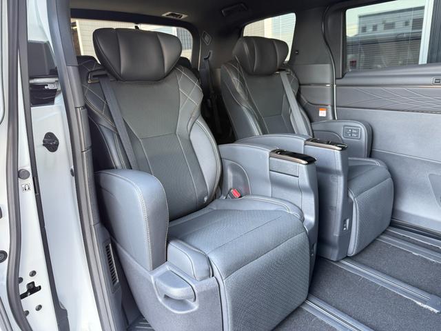 ヴェルファイアハイブリッド Ｚ　プレミア　モデリスタエアロ　　ツインムーンルーフ　デジタルインナーミラー　１３．２インチフリップダウンモニター　ヘッドアップディスプレイ　ドラレコ前後　プレミアムサウンド　スペアタイヤ（50枚目）