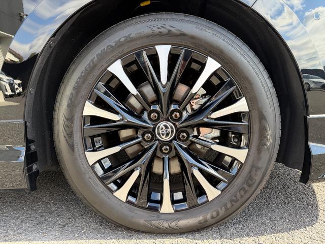 アルファードハイブリッド エグゼクティブラウンジ　１４型ＪＢＬサウンドナビ　モデリスタ　ムーンルーフ　後席モニター　ユニバーサルステップ　デジタルミラー　パノラミックビュー　純正１９ＡＷ　寒冷地　ＨＵＤ　ブラインドスポット　ＡＣ１００Ｖ　４ＷＤ（13枚目）